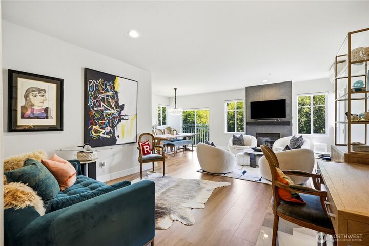 Property Photo: 17432 Bothell Way NE B-307 WA 98011