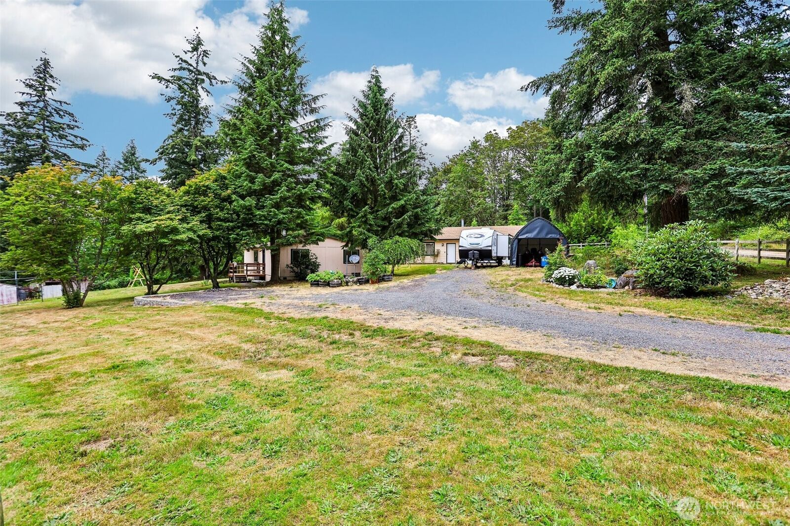 Property Photo: 9810 6th Avenue NW WA 98271