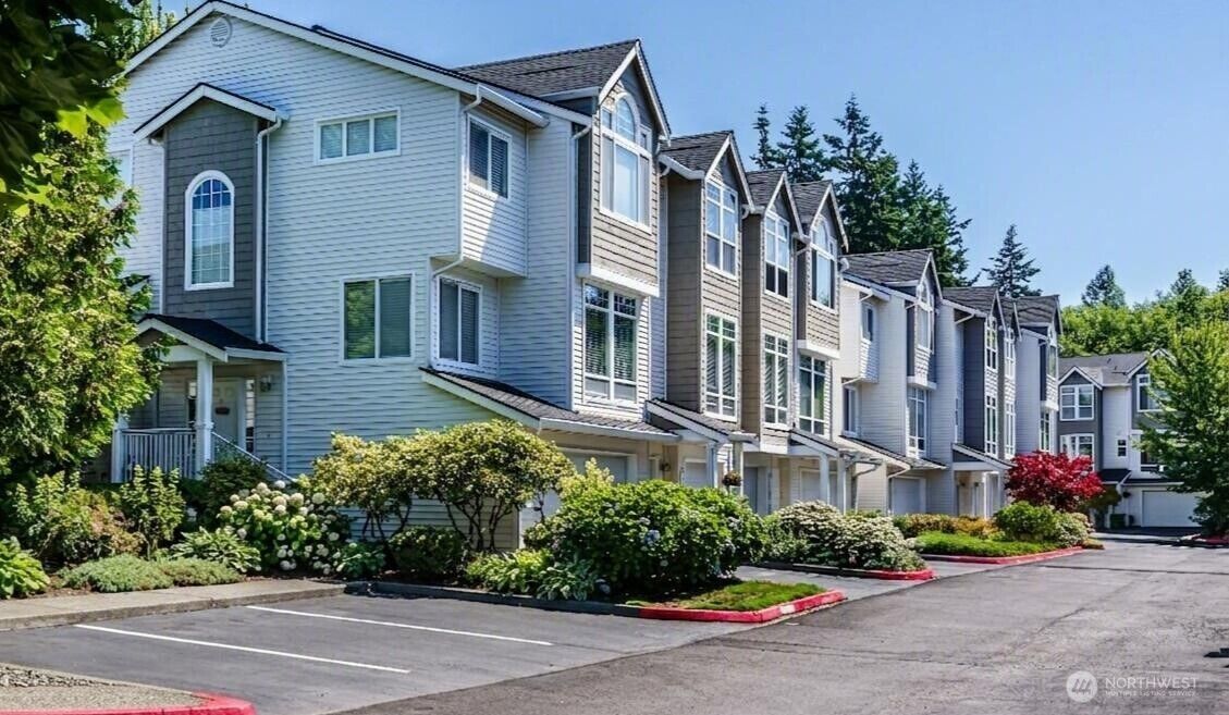 Property Photo: 5500 Harbour Pointe Boulevard T102 WA 98275