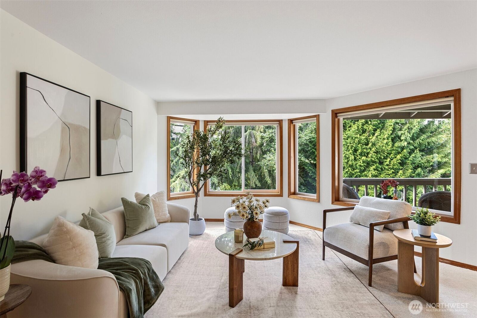 Property Photo: 432 3rd Avenue S B204 WA 98020