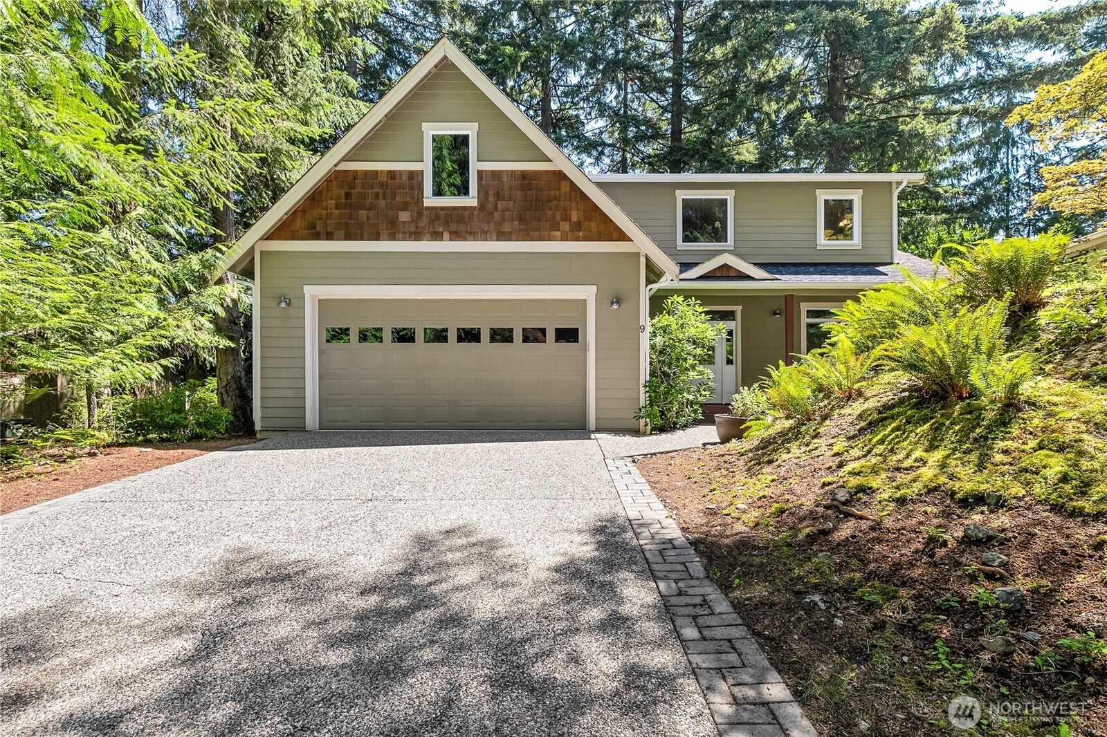 Property Photo:  9  Jasper Ridge Lane  WA 98229 
