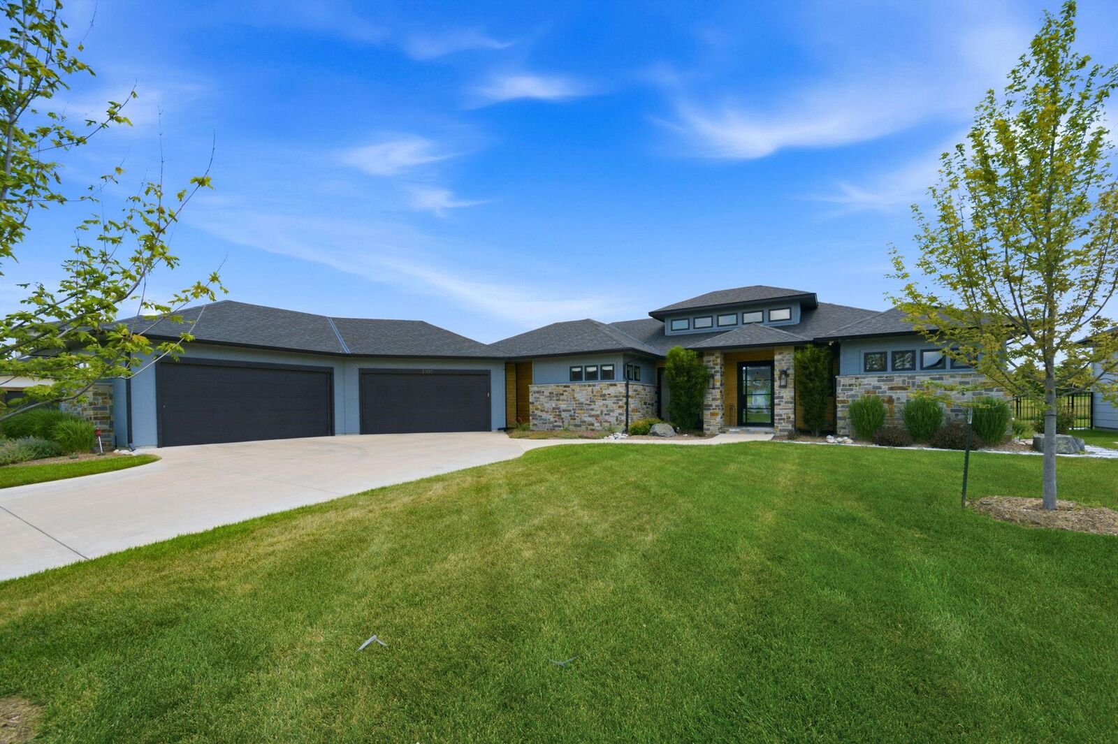 Property Photo:  2107 N 159th Ct E  KS 67230 