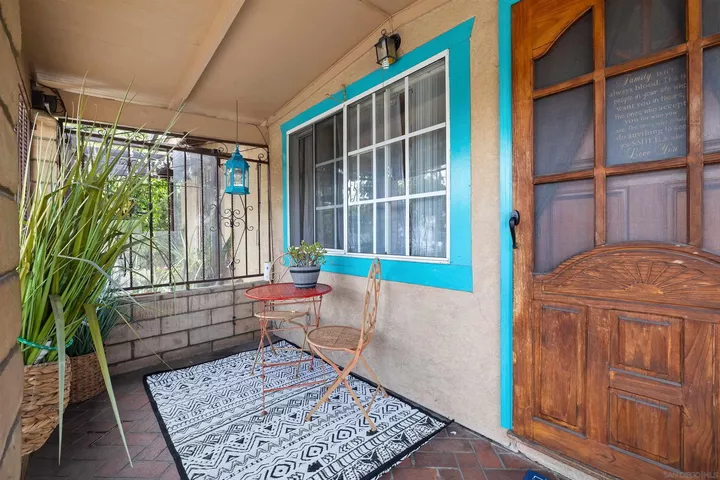 Property Photo:  229 E 6th Street  CA 91950 