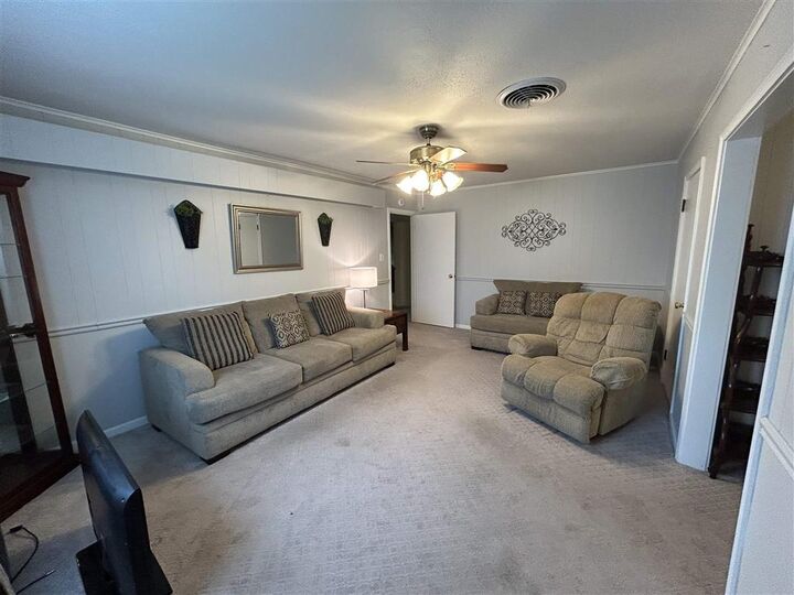 Property Photo: 1112 Sunset Drive LA 70607