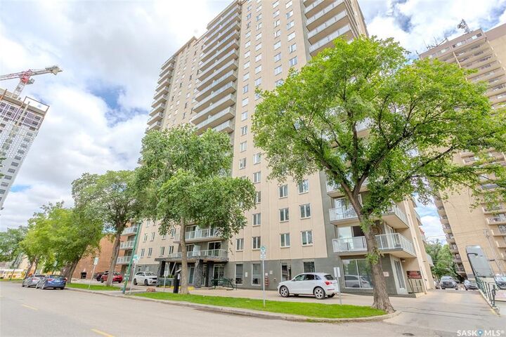 Property Photo: 320 5th Avenue N 408 SK S7K 2P5