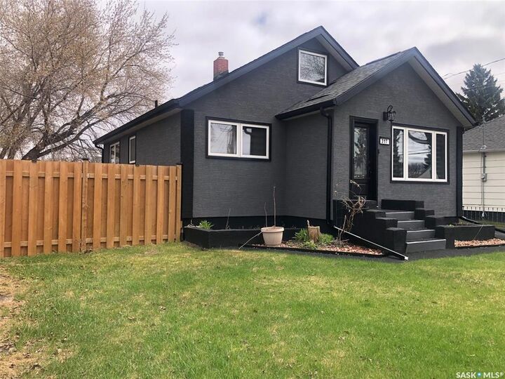 Property Photo:  317 Maple Avenue  SK S3N 1W9 