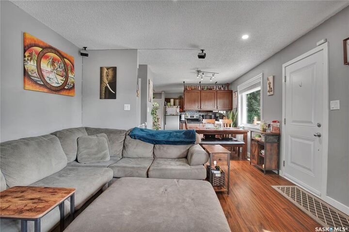 Property Photo: 1515 Crerar Drive SK S7M 4R8