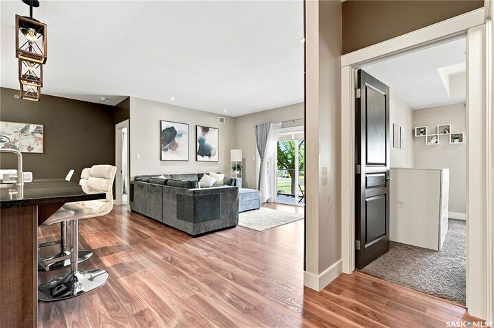 Property Photo:  721 8th Street 203  SK S7H 0R4 