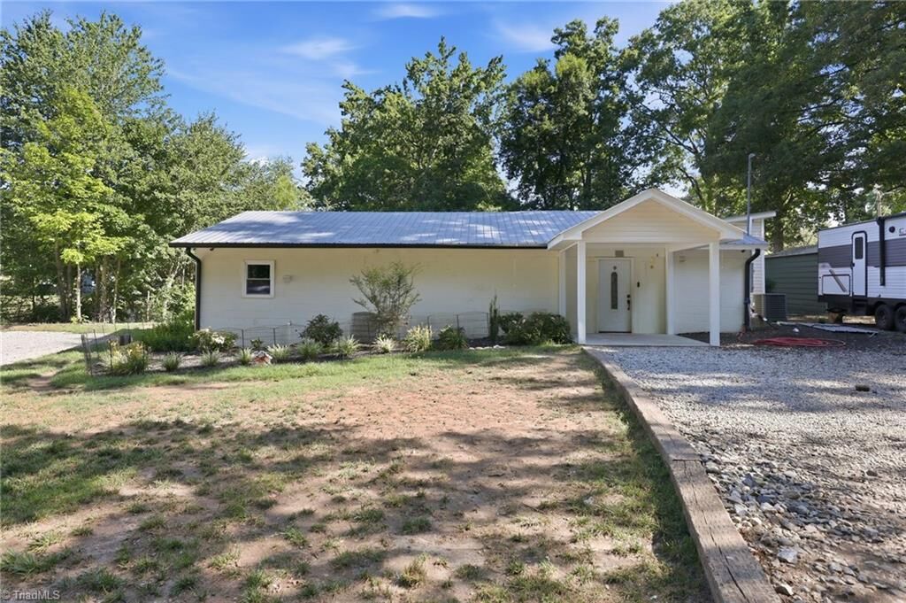 Property Photo: 901 Decker Road NC 27360