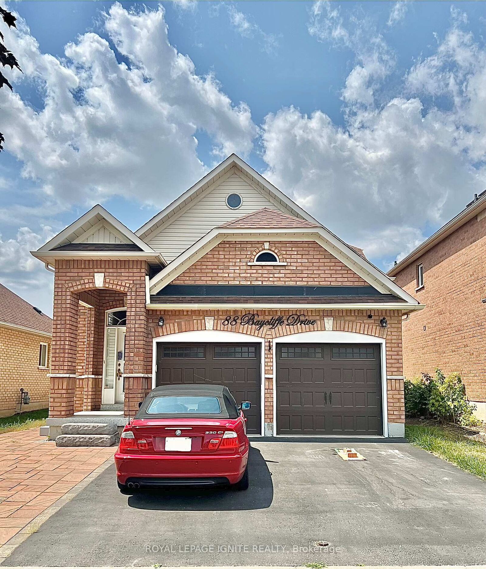 Property Photo:  88 Baycliffe Drive  ON L1P 1W4 