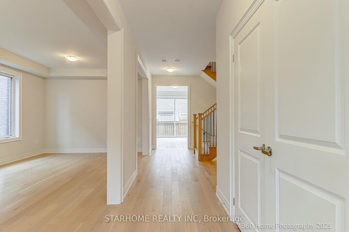 Property Photo: 49 Bostock Drive ON L4P 0T1