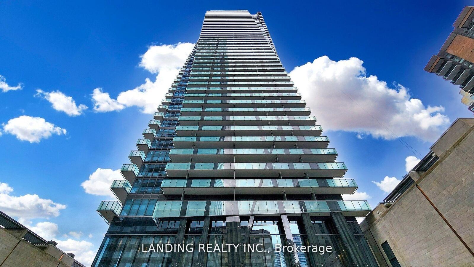 Property Photo: 65 St Mary Street 2608 ON M5S 0A6