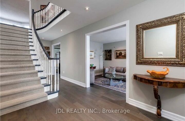 Property Photo:  1255 Heritage Way  ON L6M 2X7 