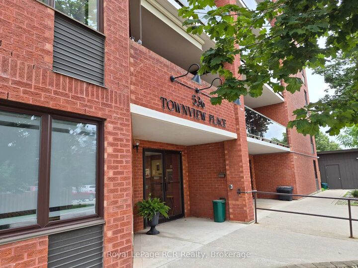 Property Photo: 536 11th Avenue 102 ON N4N 2S4