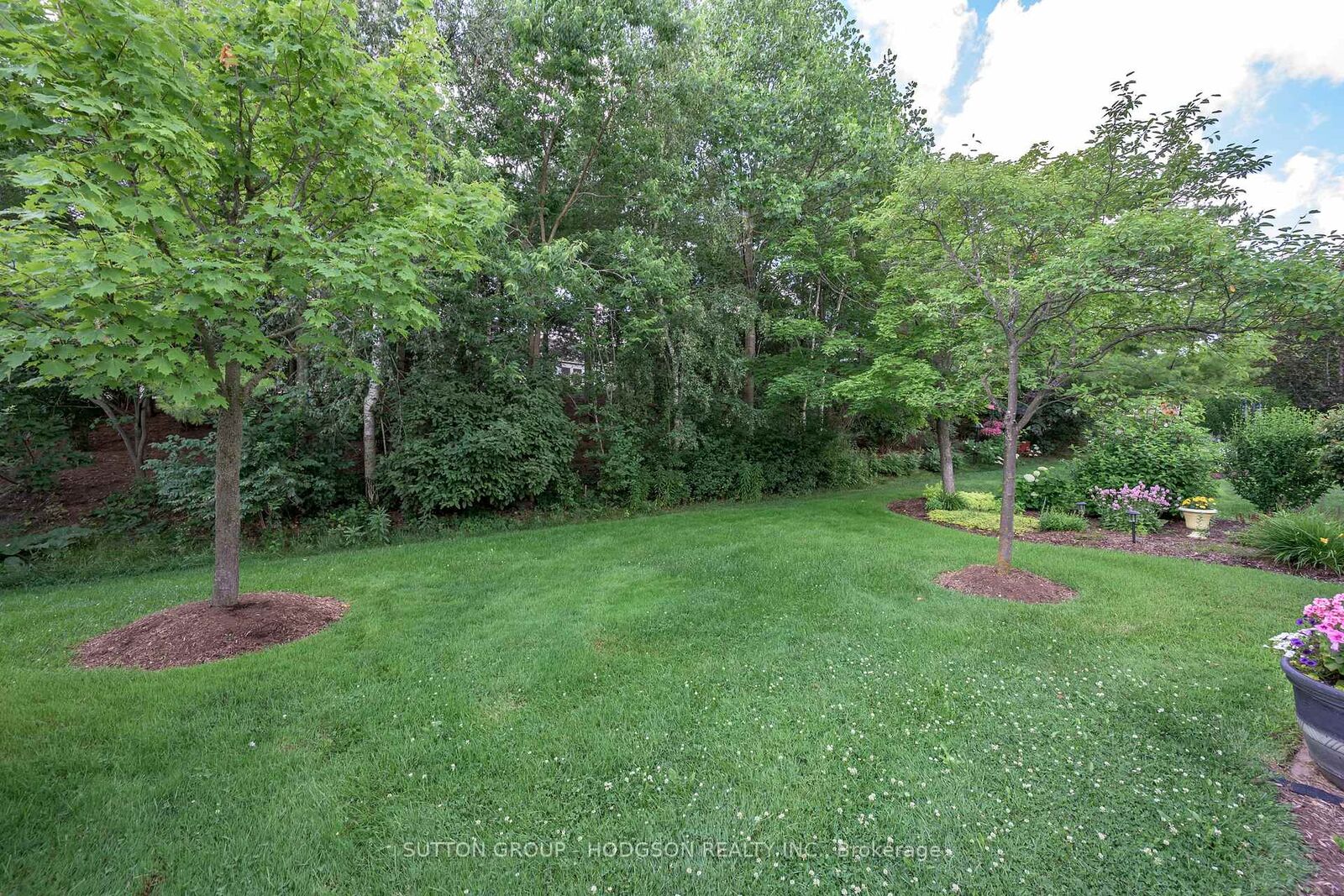 Property Photo:  2169 Jack Nash Drive  ON N6K 5R1 
