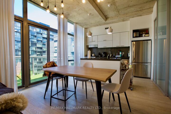 Property Photo:  55 Stewart Street 1010  ON M5V 2V1 