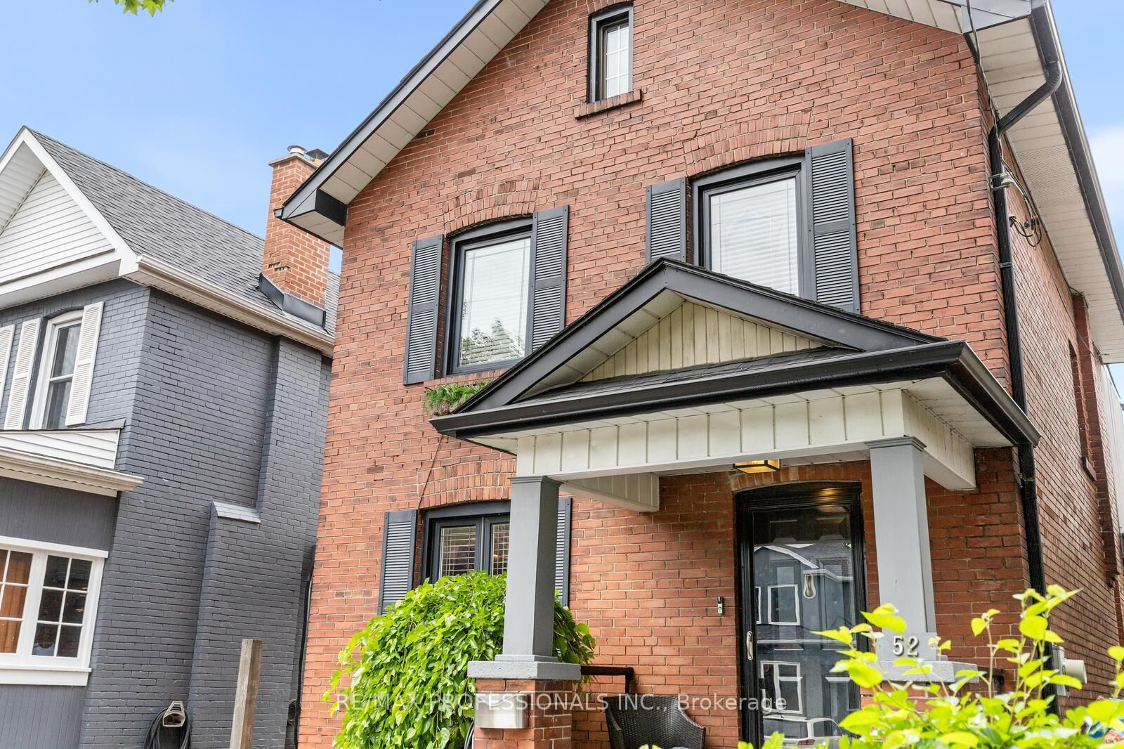 Property Photo: 52 Third Street ON M8V 2X8