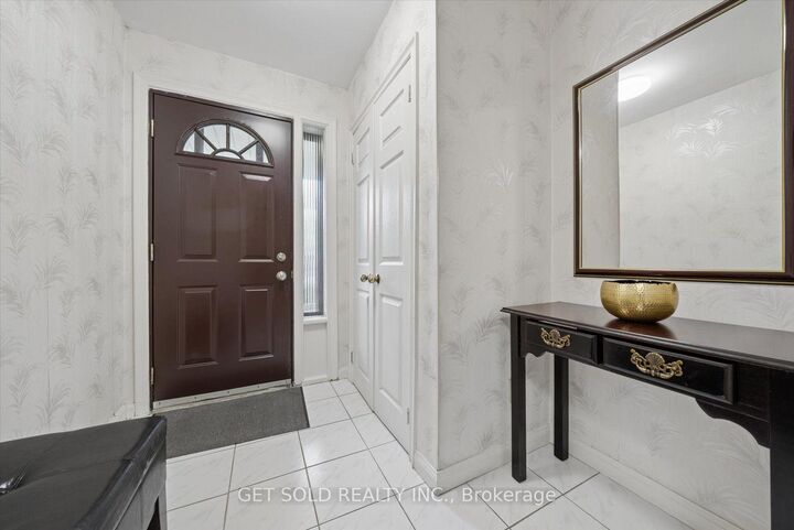 Property Photo:  129 Riverhead Drive  ON M9W 4H1 