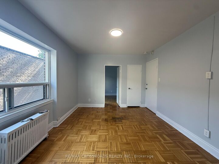 Property Photo:  2770 Yonge Street 112  ON M4N 2J3 