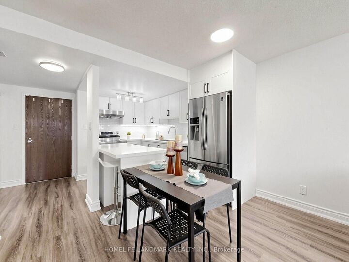 Property Photo: 44 Gerrard Street W 1507 ON M5G 2K2