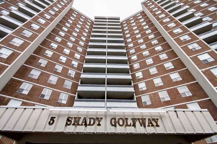 Property Photo:  5 Shady Golfway 1610  ON M3C 3A5 