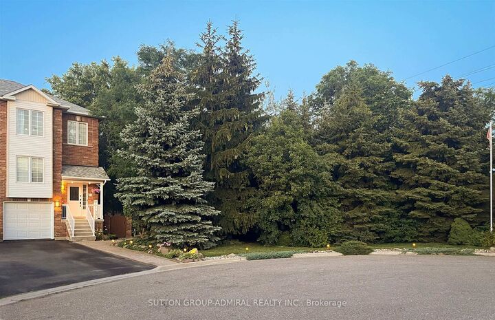 Property Photo: 91 Ozner Court ON L6X 4Y9