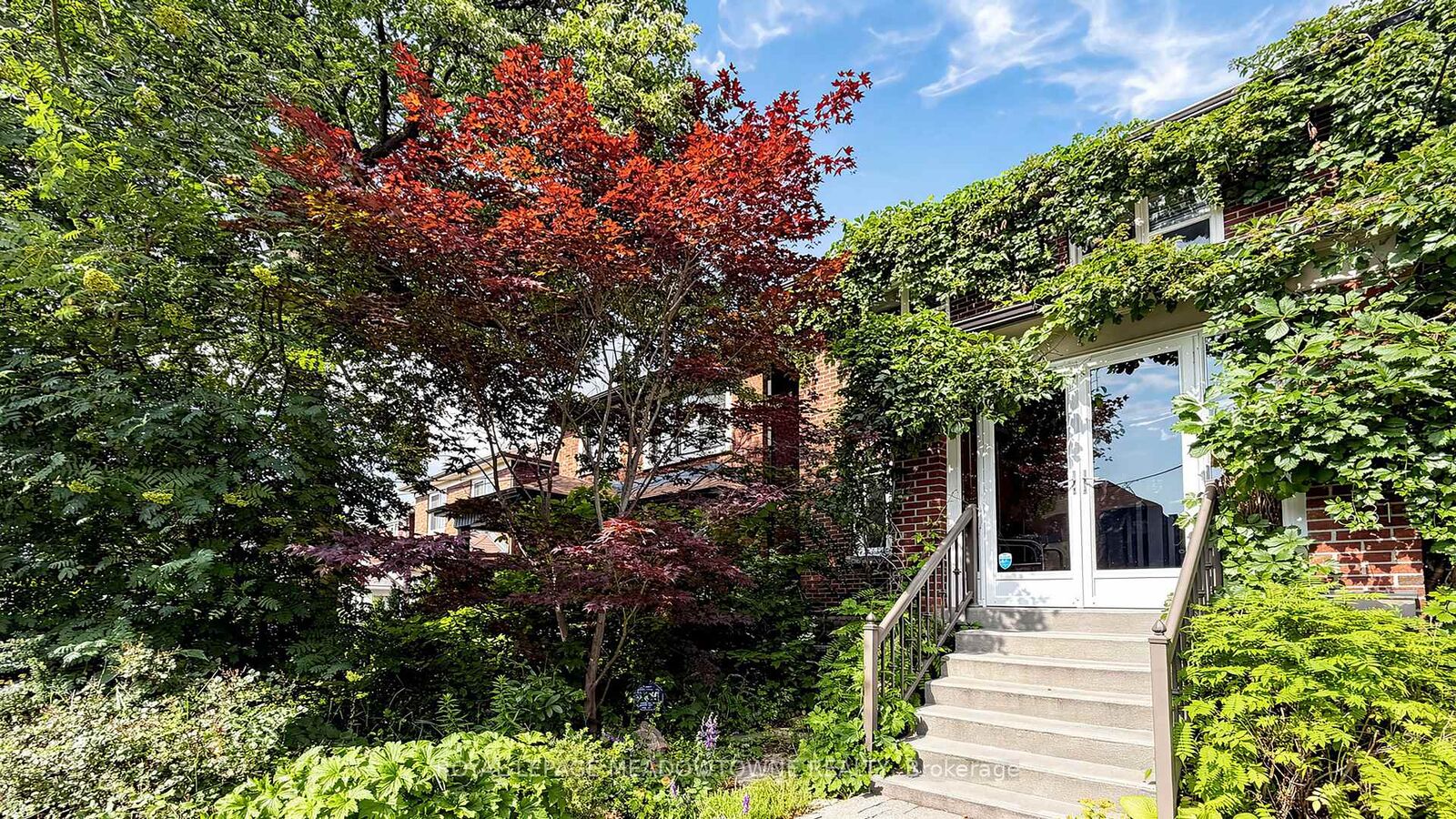 Property Photo:  331 Glenholme Avenue  ON M6E 3E4 