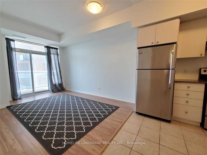 Property Photo:  8323 Kennedy Road 927  ON L3R 5W7 