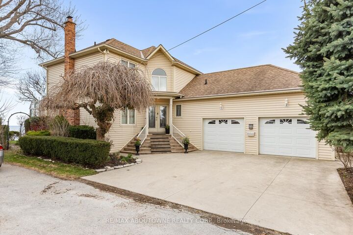 Property Photo: 1 Twelfth Street ON L3M 2V6
