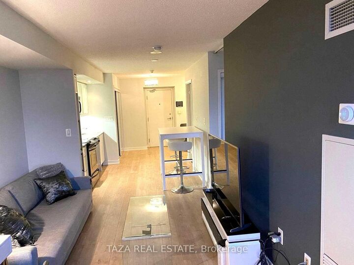 Property Photo:  25 Telegram Mews 4508  ON M5V 3Z1 