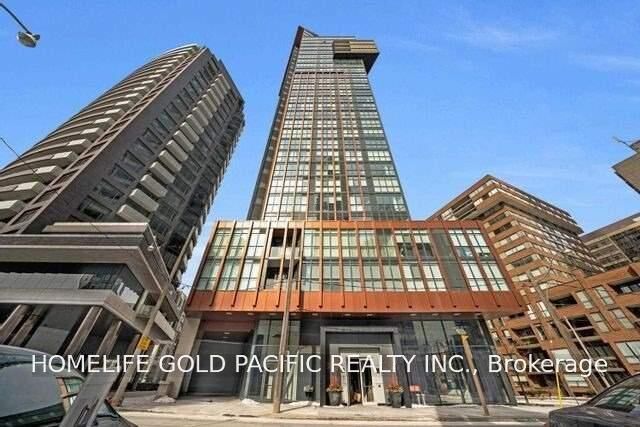 Property Photo:  32 Davenport Road 1701  ON M5R 1H3 