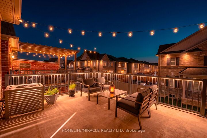 Property Photo: 11 Finegan Circle ON L7A 4Z7