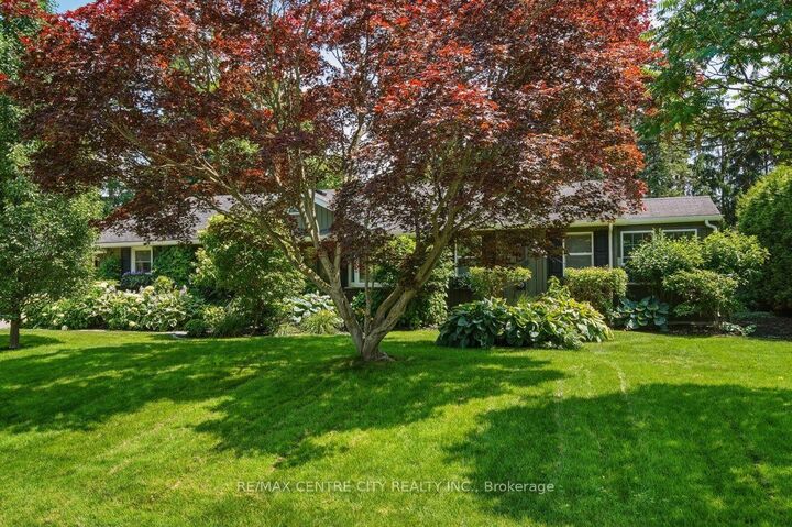 Property Photo:  7 Northcrest Drive  ON N5X 3V7 