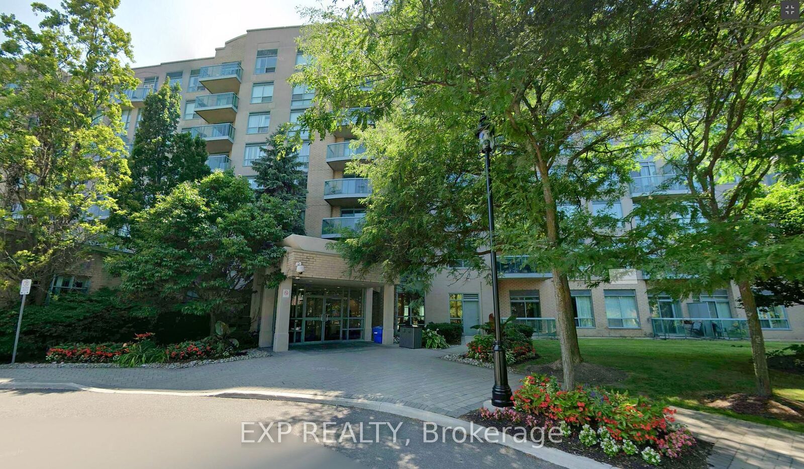 Photo de la propriété:  3 Ellesmere Street 205  ON L4B 4N2 