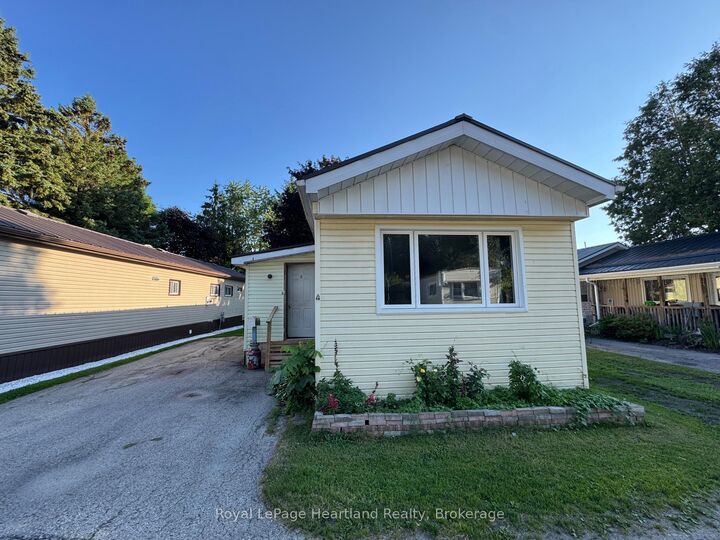Property Photo:  4 Trailer Park Road  ON N0G 2P0 