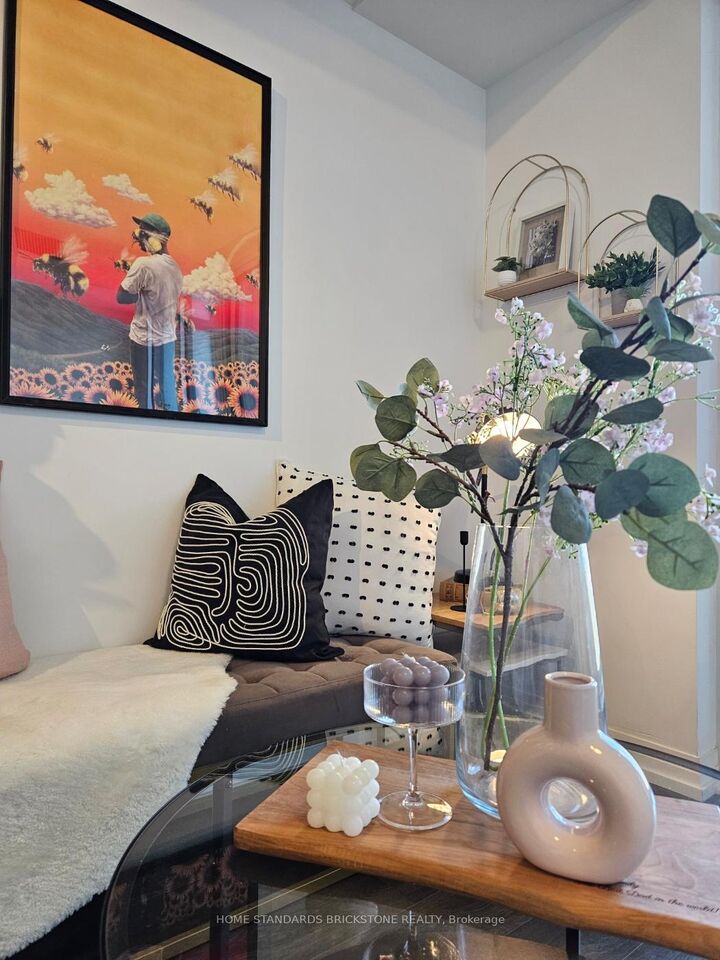 Property Photo: 251 Jarvis Street 1205 ON M5B 0C3