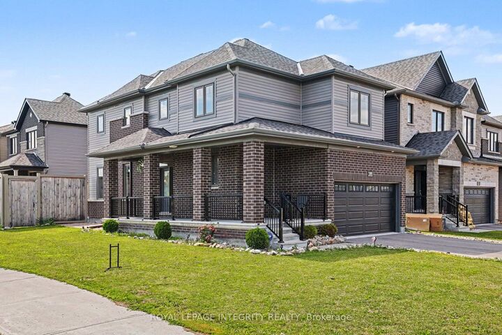 Property Photo: 301 Cloyne Crescent ON K2J 6W3