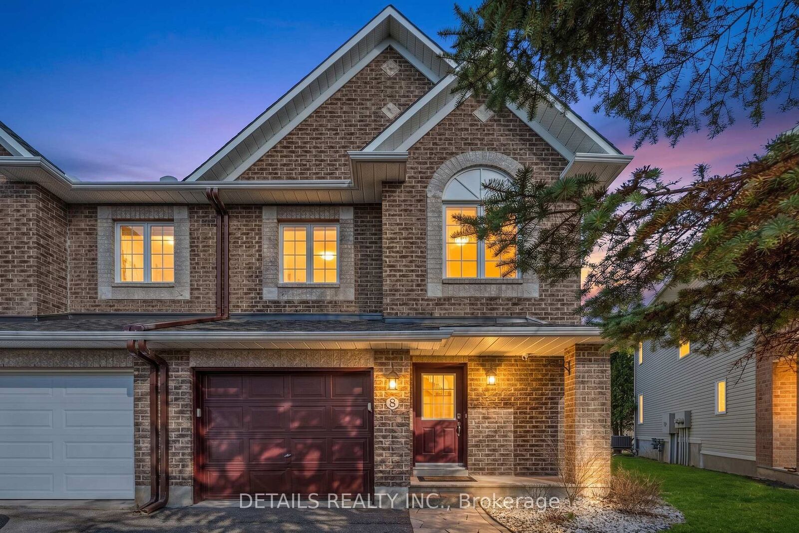 Property Photo:  8 Wimbledon Way  ON K2K 3J2 