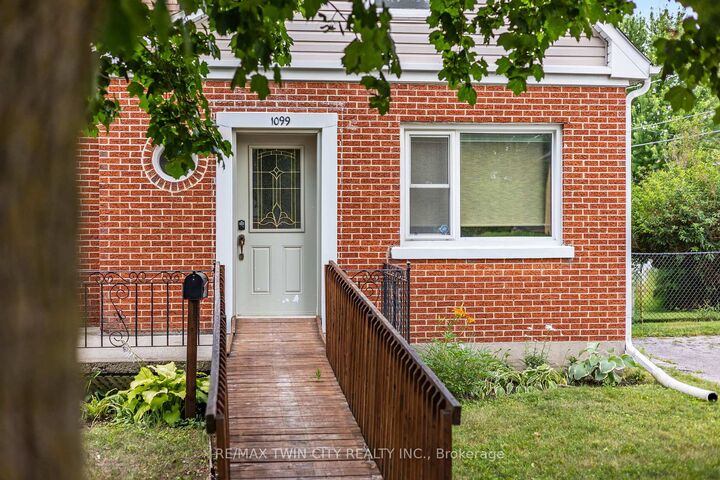 Property Photo:  1099 Union Street  ON N2H 6J9 