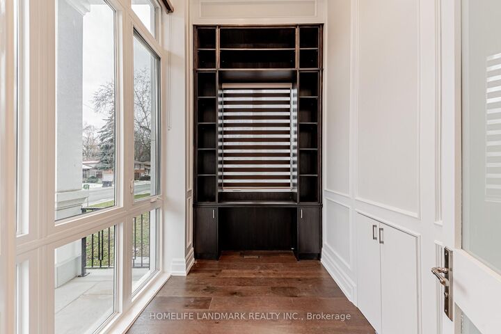 Property Photo:  198 Empress Avenue  ON M2N 3T8 