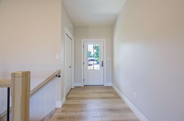 Property Photo:  193 Catherine Street  ON N0M 2K0 
