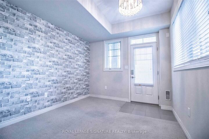 Property Photo:  225 Westbank Trail  ON L8J 0H4 