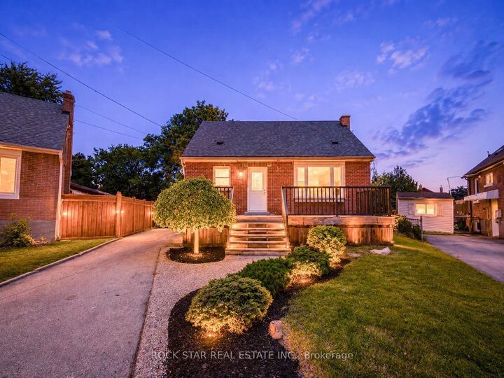 Property Photo: 20 Patricia Place ON L8V 1N6