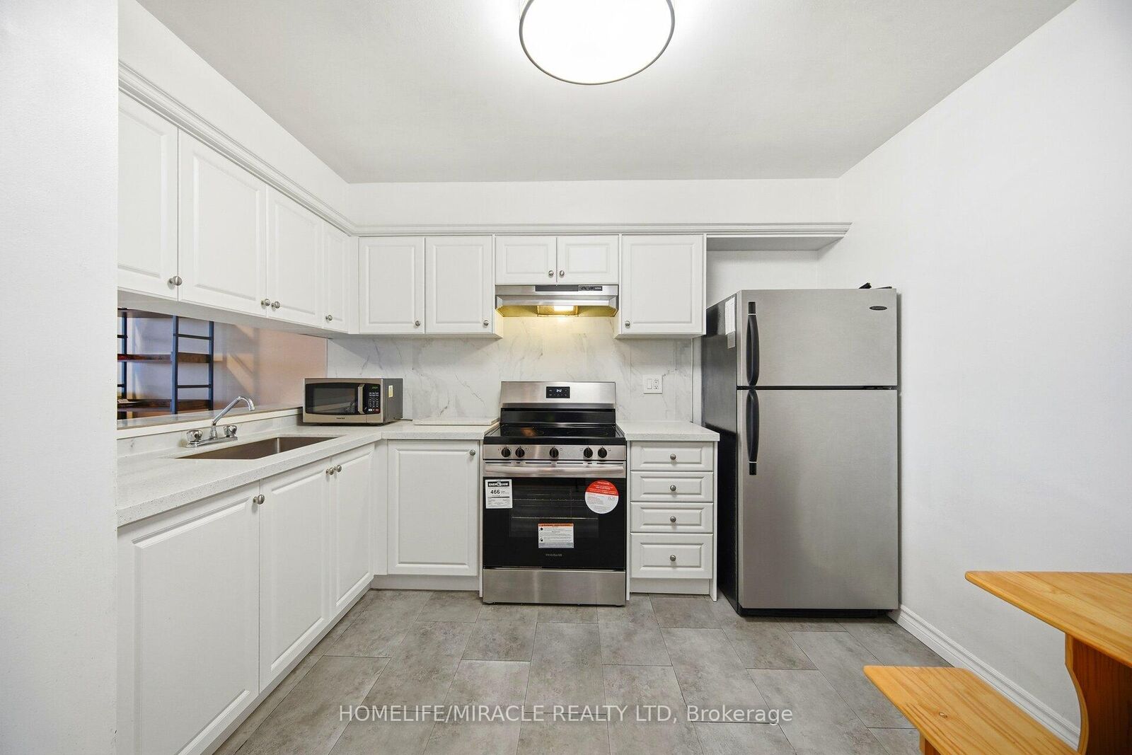 Property Photo: 234 Albion Road 610 ON M9W 6A5
