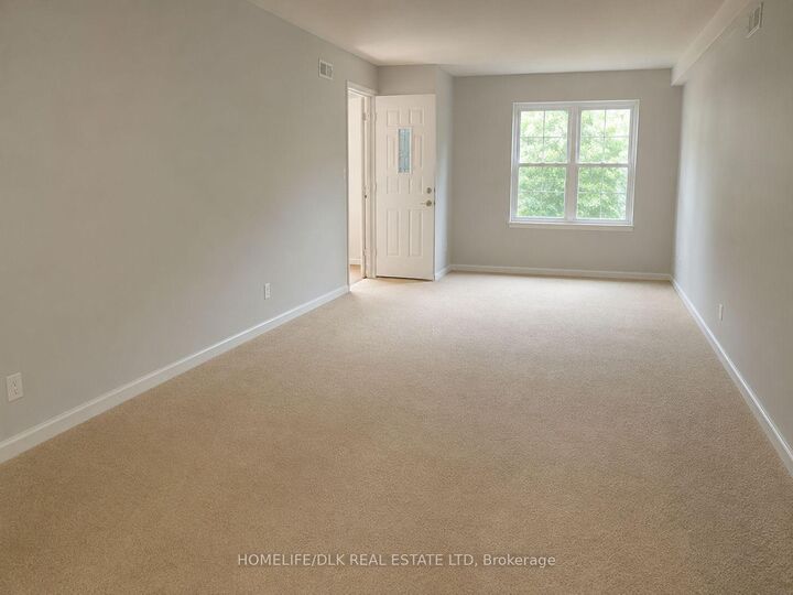 Property Photo: 21 Liston Avenue 404 ON K6V 7B3
