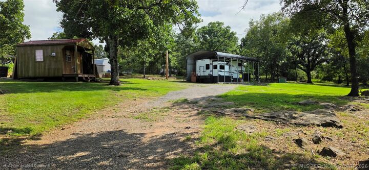 Property Photo:  460663 E 1120 Road  OK 74955 