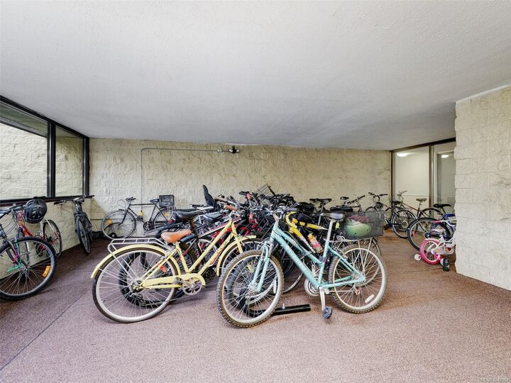 Property Photo:  1745 Leighton Rd #213  BC V8R 6R6 