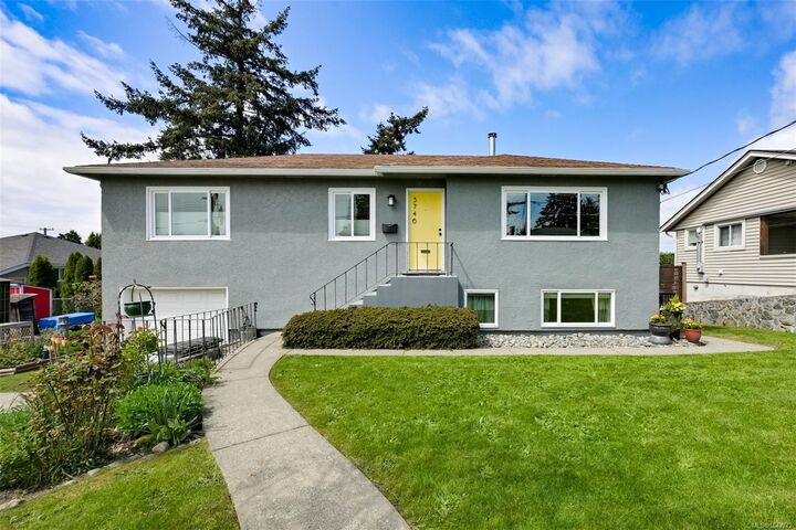 Property Photo:  3746 Seaton St  BC V8X 3W4 