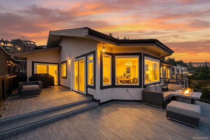 Property Photo: 972 Seapearl Pl BC V8Y 2X2
