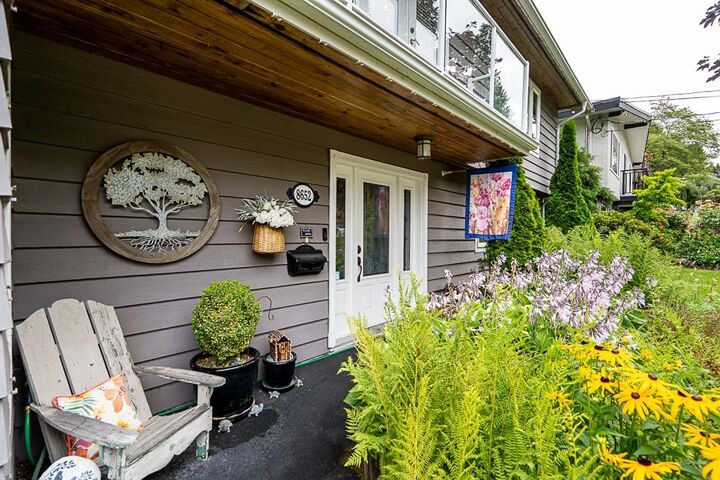 Property Photo:  8652 Sunbury Place  BC V4C 3Y7 